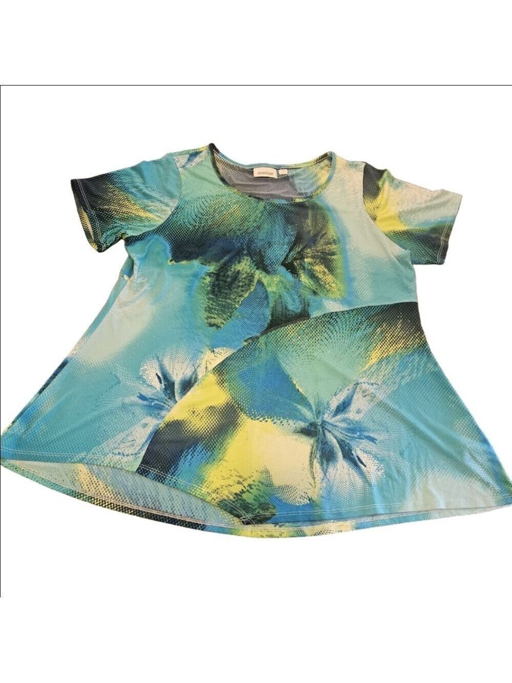 Women's Avenue Short Sleeve Top Asymmetrical Hem Size 18/20 Multicolor